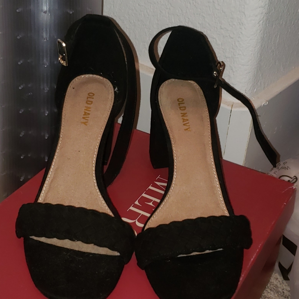 braid strap sandals
